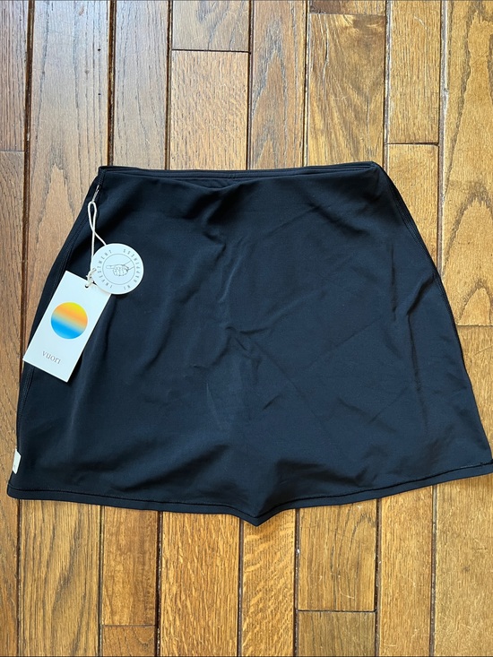 Vuori Pants - Vuori Black All The Form Skirt Skort Size XS New With Tags NWT